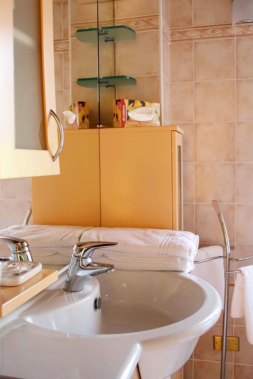 Da Rosa Bed And Breakfast Neviglie Стая снимка